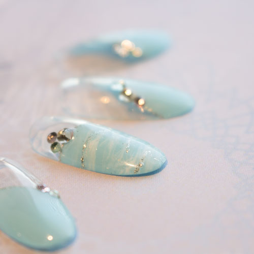 ブルー斜めフレンチ