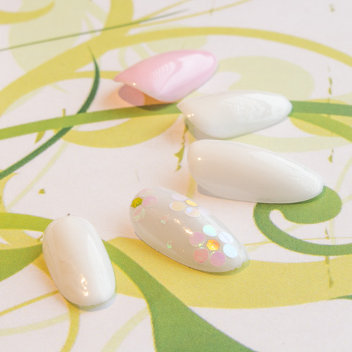 ホワイトフラワーネイル