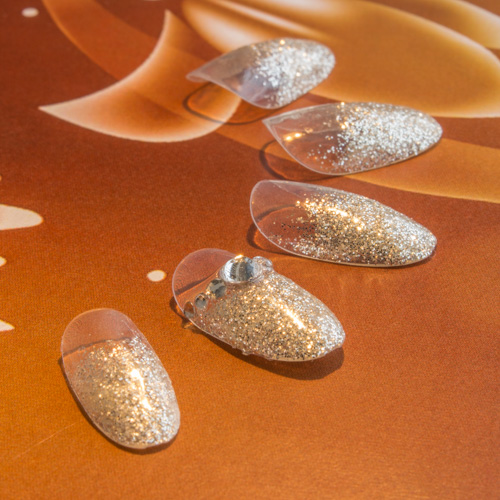 ラメグラシルバーストーン