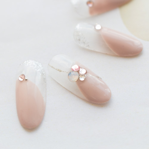 ピンクベージュ斜めフレンチ