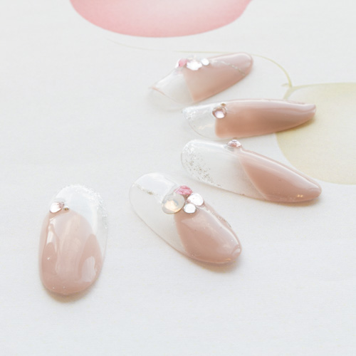 ピンクベージュ斜めフレンチ