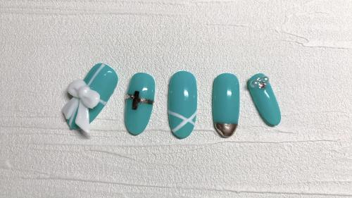 ティファニー風ネイル